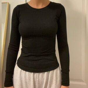 Black ribbed long sleeve size small